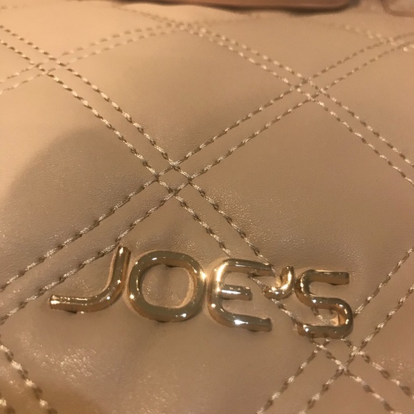 Joe’s bag - Picture 3 of 8